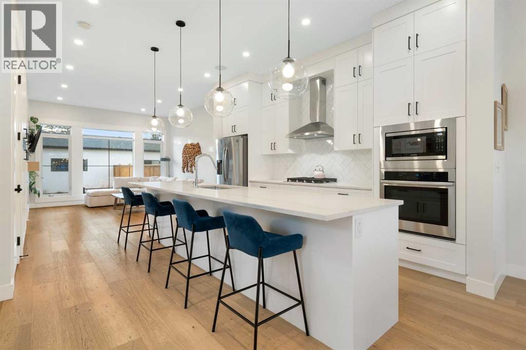 4633 82 Street Nw, Calgary, Alberta  T3B 2P8 - Photo 5 - A2284138