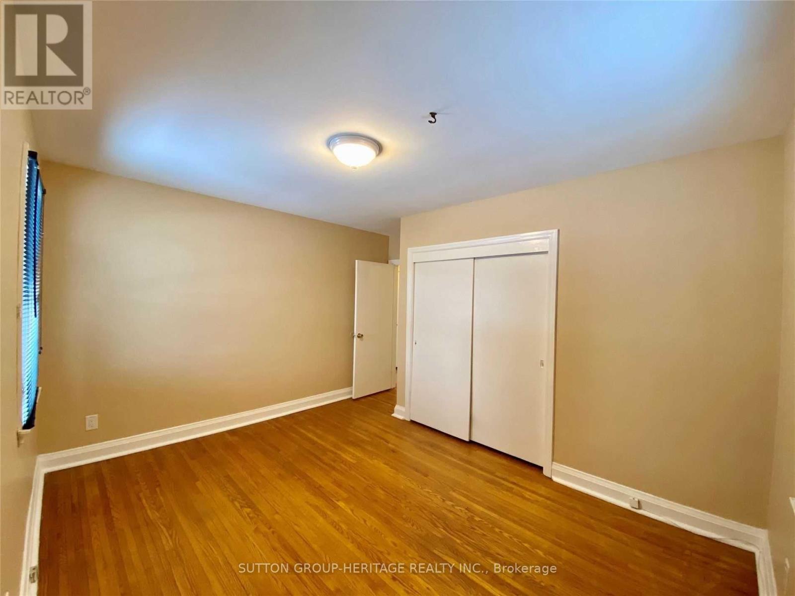 49 Grassmere Court, Oshawa, Ontario  L1H 3X3 - Photo 7 - E12776558