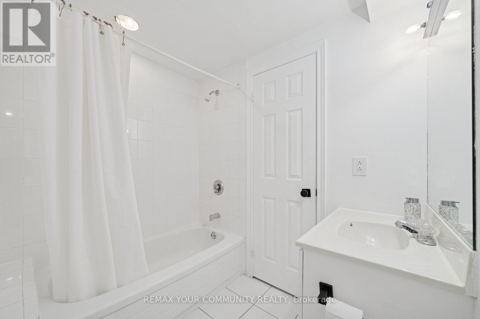 139 Franklin Avenue, Vaughan, Ontario L4J 4X6 - Photo 26 - N12776400