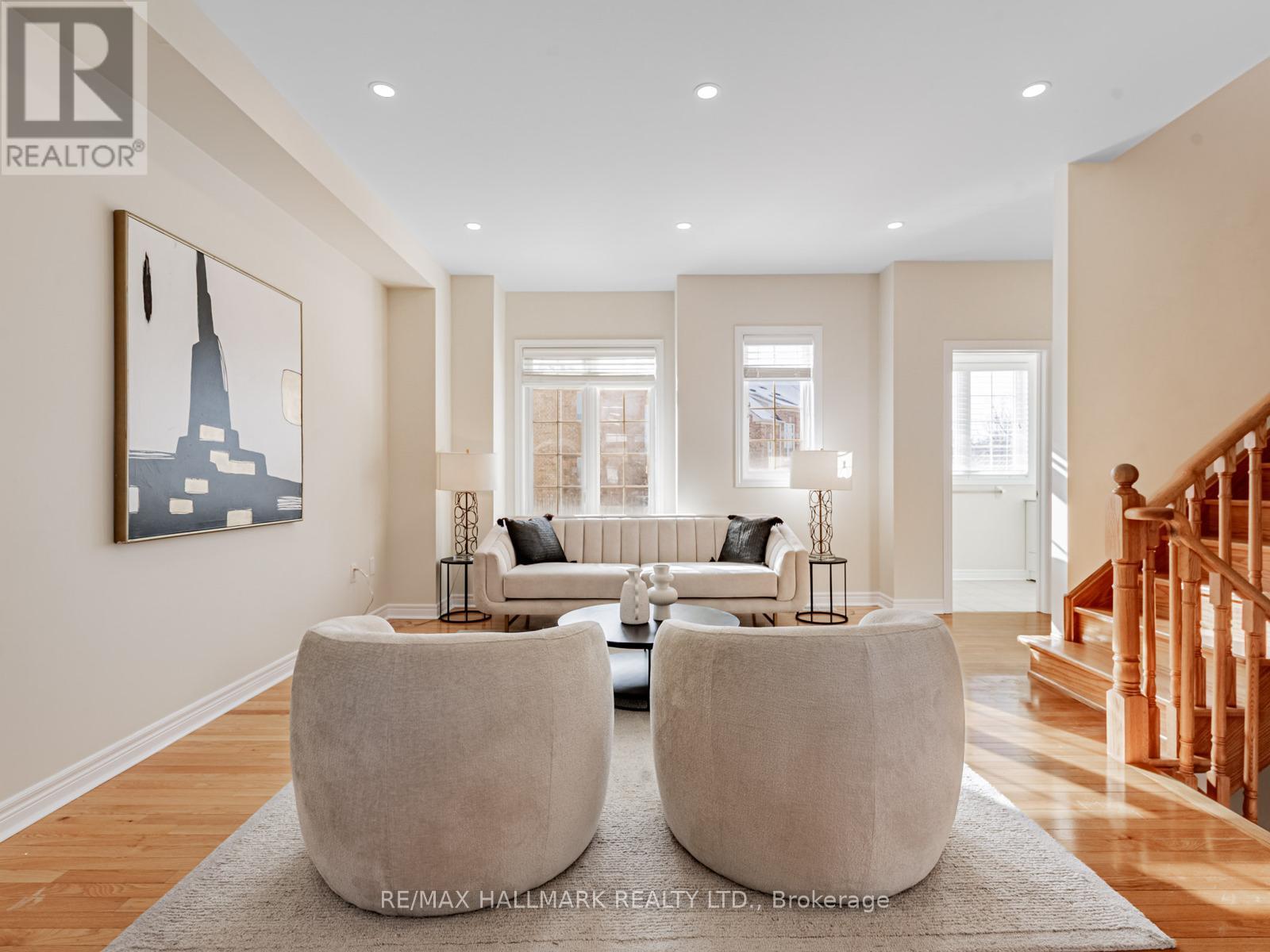 102 - 15 Old Colony Road, Richmond Hill, Ontario  L4E 4L5 - Photo 9 - N12776428