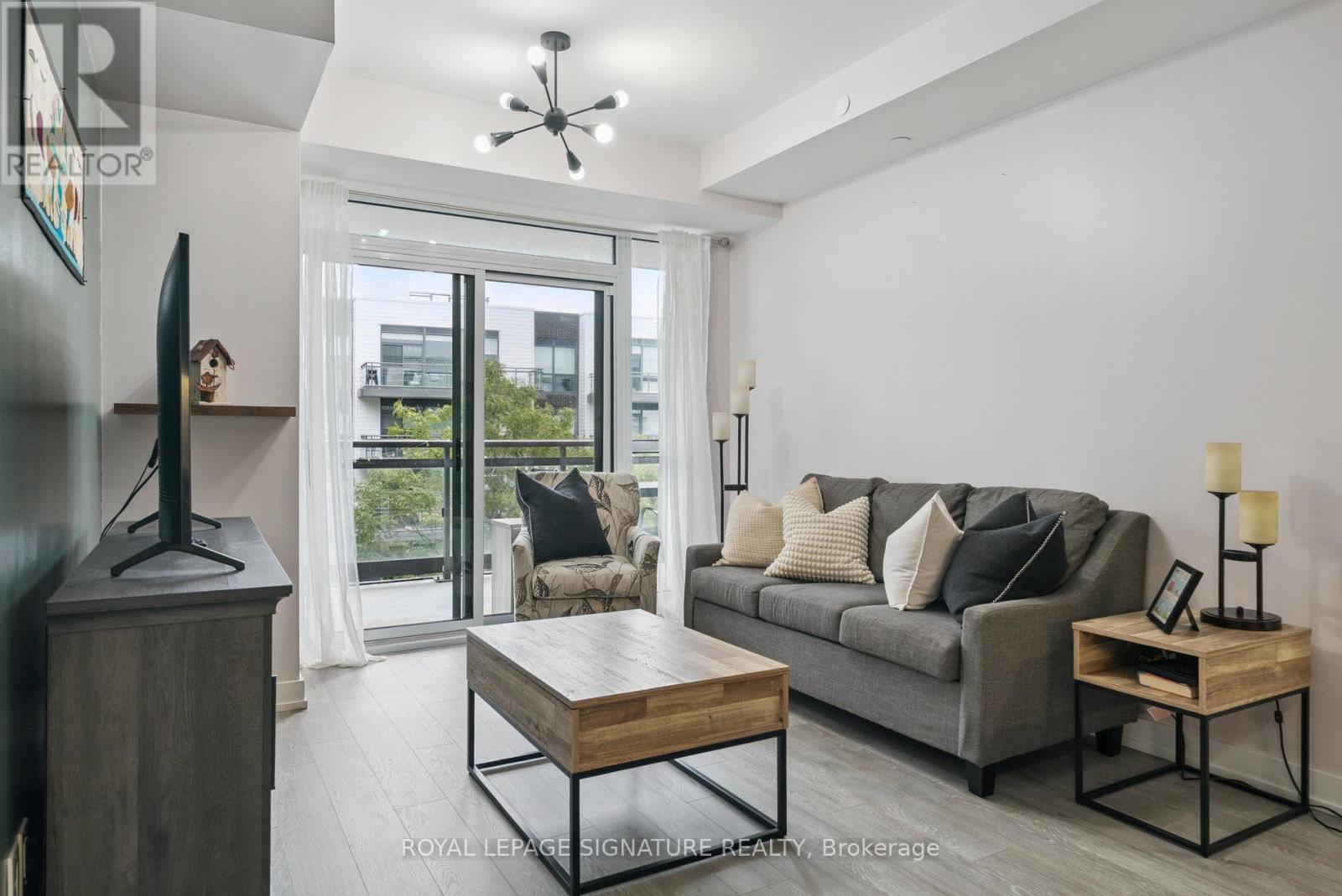 C305 - 301 SEA RAY AVENUE, Innisfil, Ontario