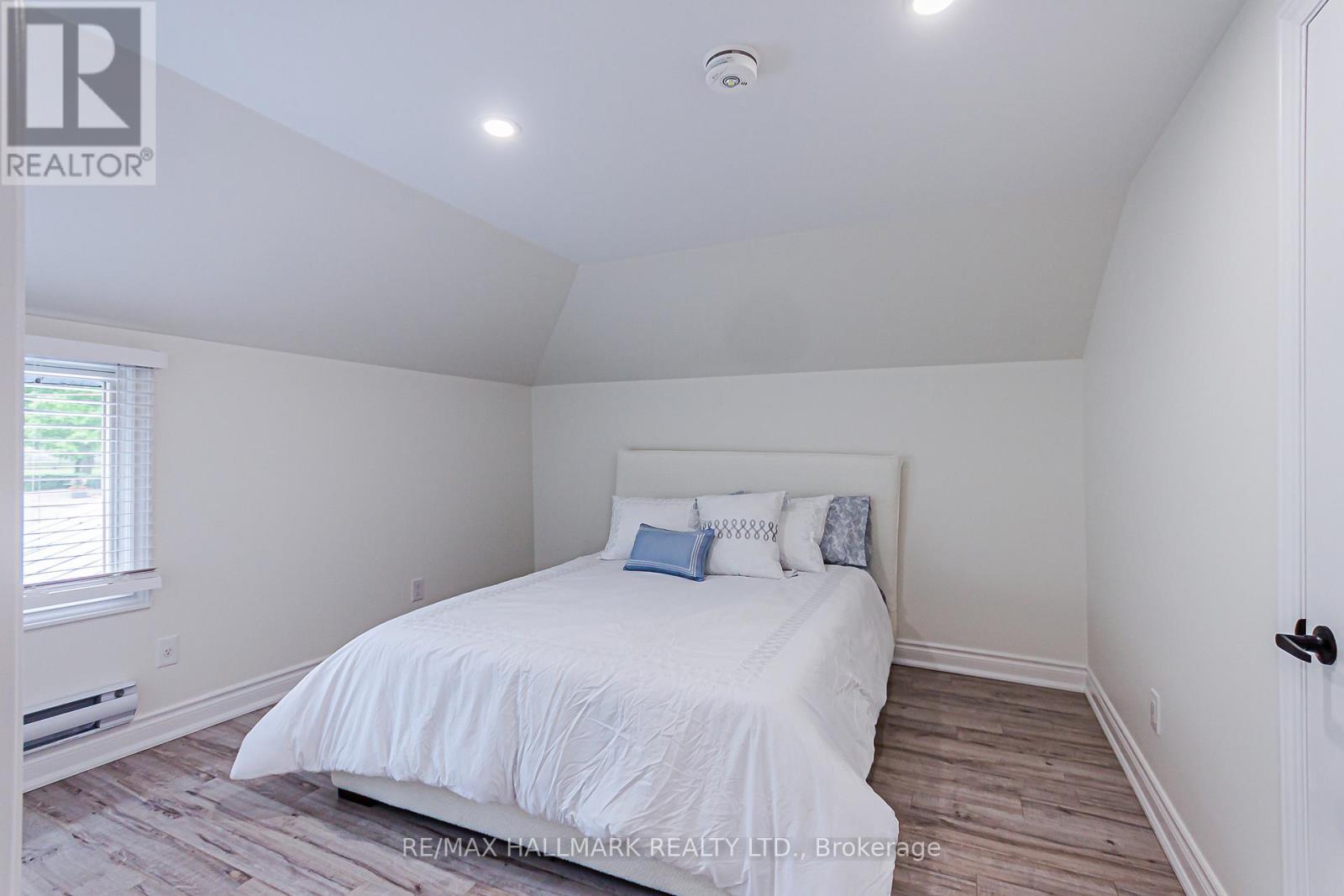 2 - 930 Lake Drive E, Georgina, Ontario  L0E 1L0 - Photo 18 - N12776546