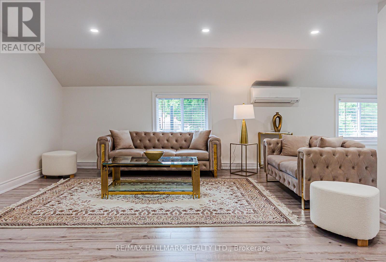 2 - 930 Lake Drive E, Georgina, Ontario  L0E 1L0 - Photo 4 - N12776546