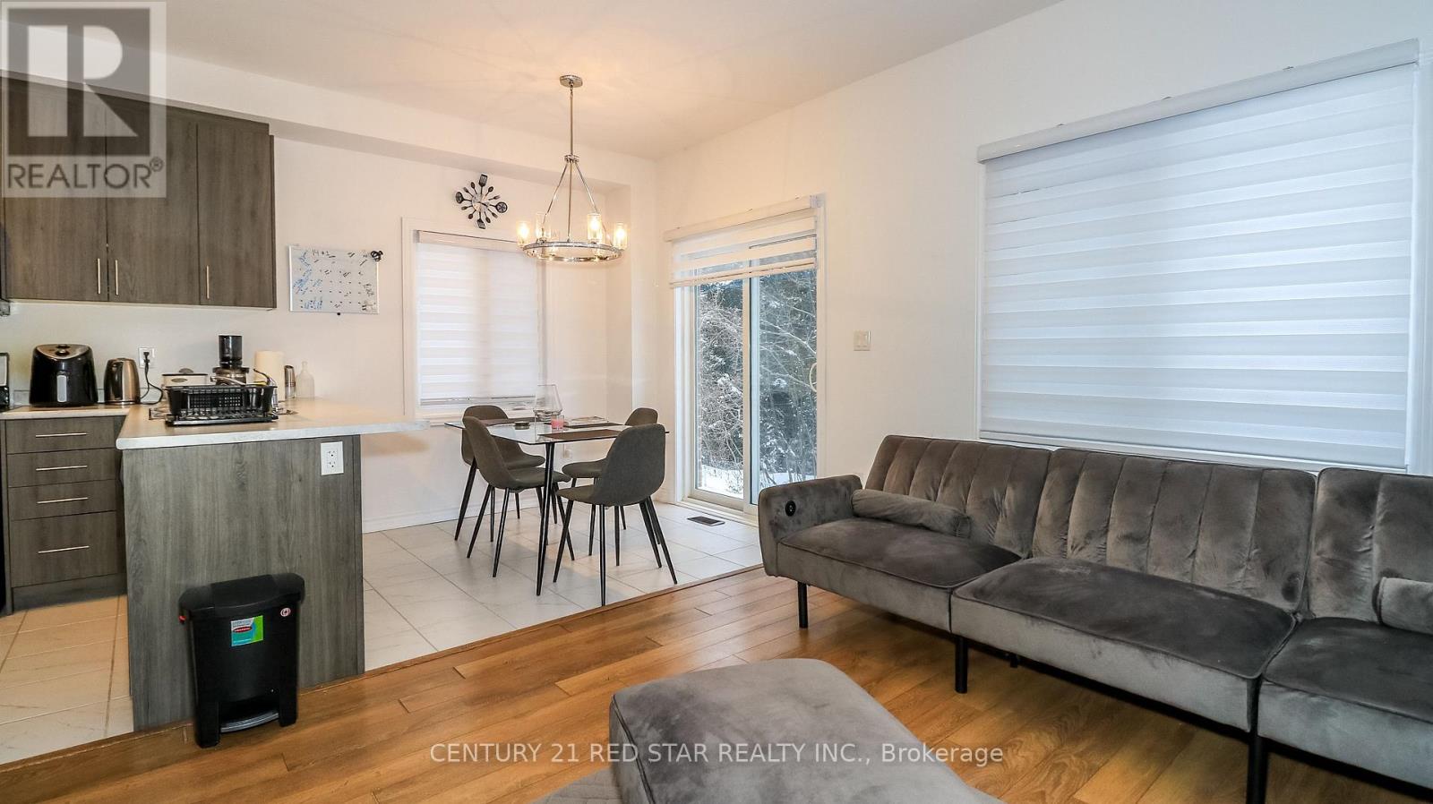 32 Milson Crescent, Essa (Angus), Ontario  L0M 1B4 - Photo 21 - N12776578