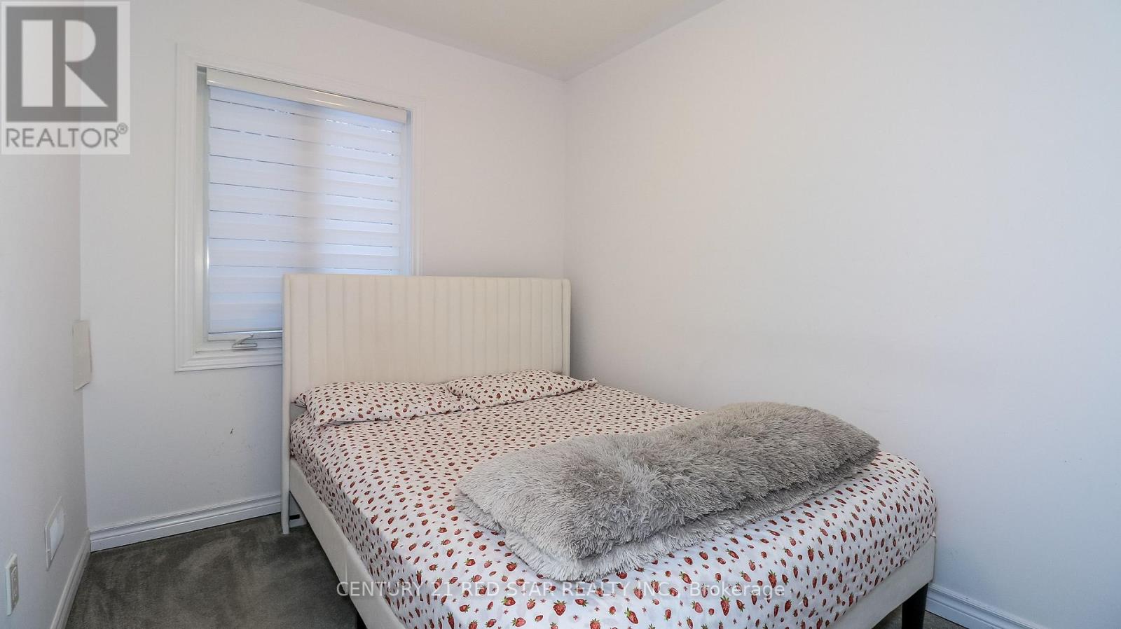 32 Milson Crescent, Essa (Angus), Ontario  L0M 1B4 - Photo 7 - N12776578