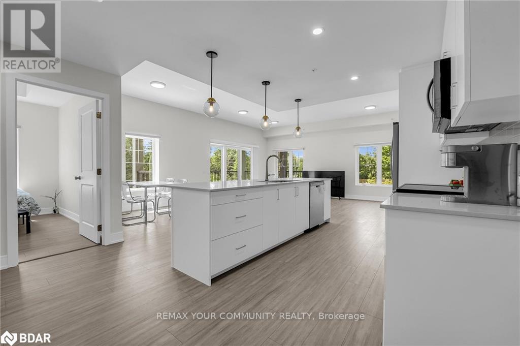 211 - 121 Mary Street, Clearview, Ontario  L0M 1G0 - Photo 5 - S12776402