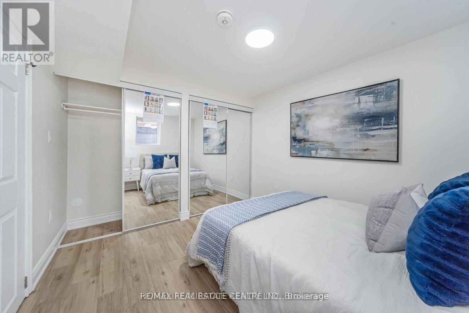 7307 Cork Tree Row, Mississauga, Ontario  L5N 8N9 - Photo 8 - W12776222