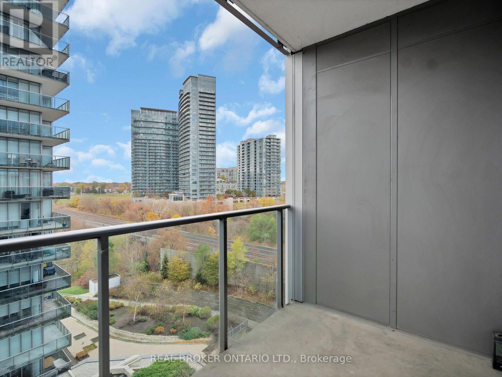 902 - 90 Park Lawn Road, Toronto, Ontario  M8Y 0B6 - Photo 18 - W12776404