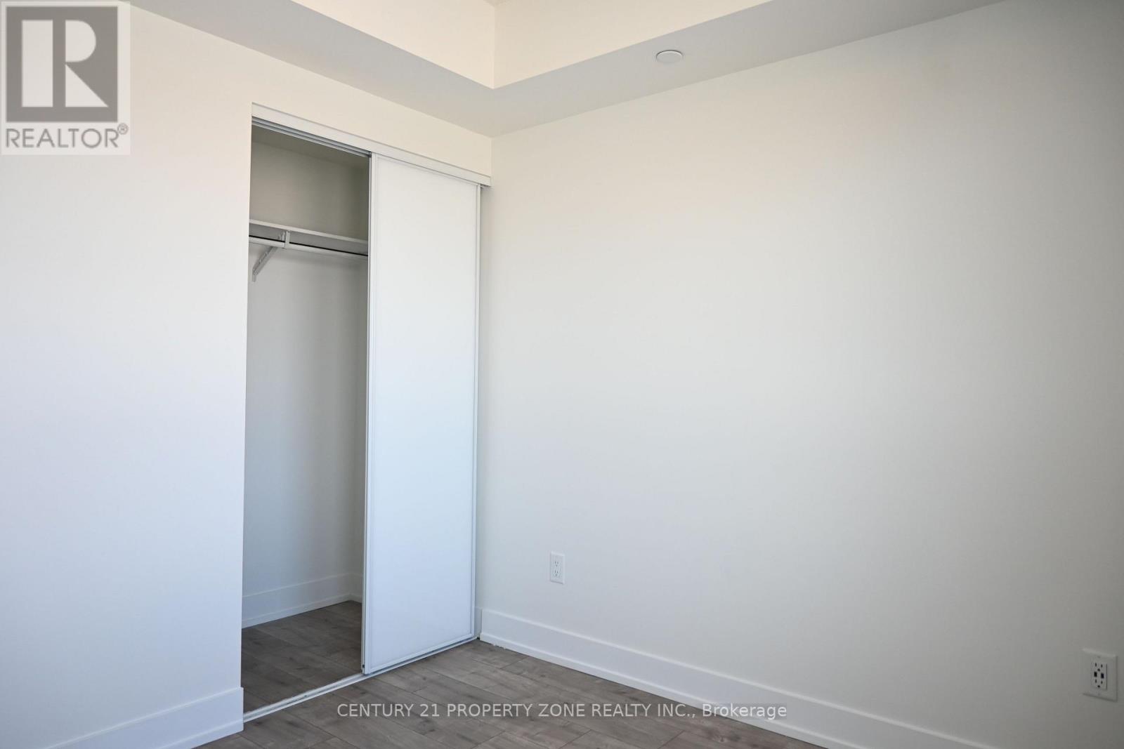 2605 - 10 Eva Road, Toronto, Ontario  M9C 0B3 - Photo 12 - W12776416