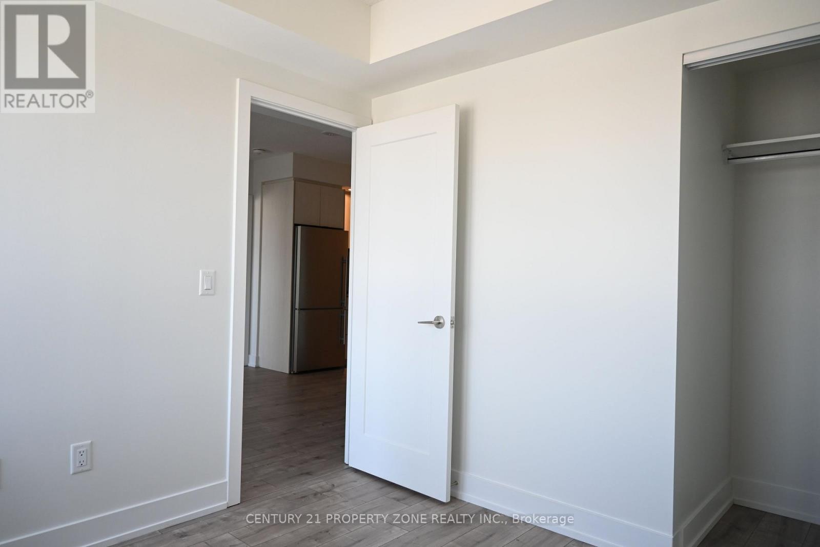 2605 - 10 Eva Road, Toronto, Ontario  M9C 0B3 - Photo 13 - W12776416