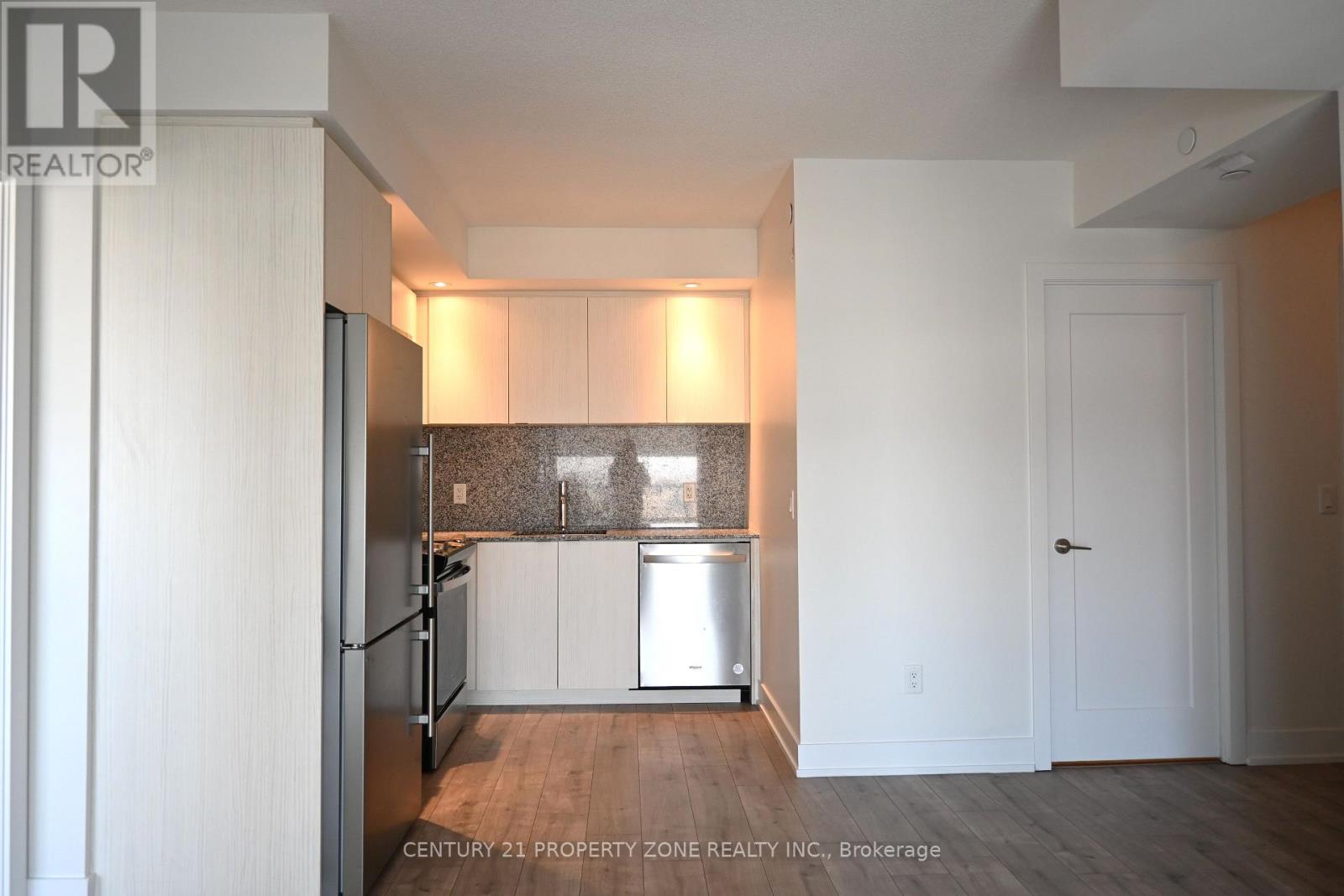 2605 - 10 Eva Road, Toronto, Ontario  M9C 0B3 - Photo 4 - W12776416