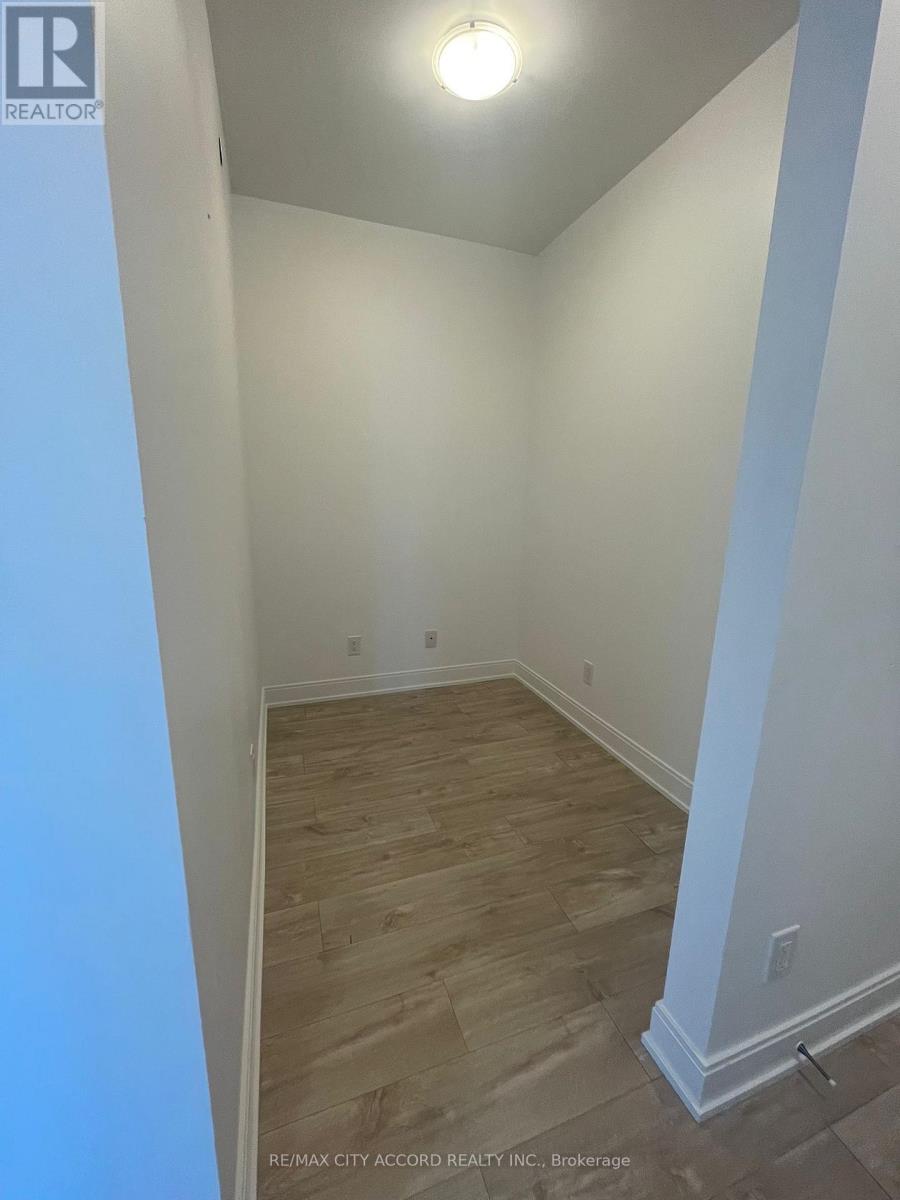 1807 - 70 Annie Craig Drive, Toronto, Ontario  M8V 0C4 - Photo 11 - W12776458