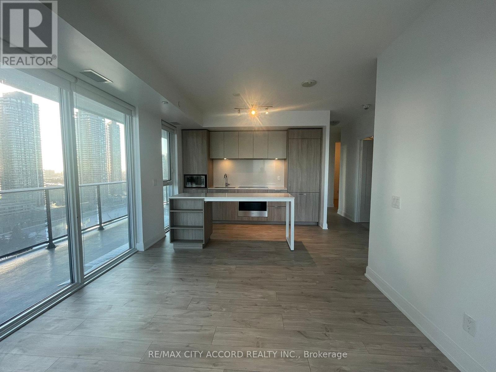 1807 - 70 Annie Craig Drive, Toronto, Ontario  M8V 0C4 - Photo 15 - W12776458