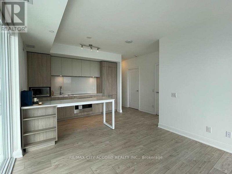 1807 - 70 Annie Craig Drive, Toronto, Ontario  M8V 0C4 - Photo 4 - W12776458