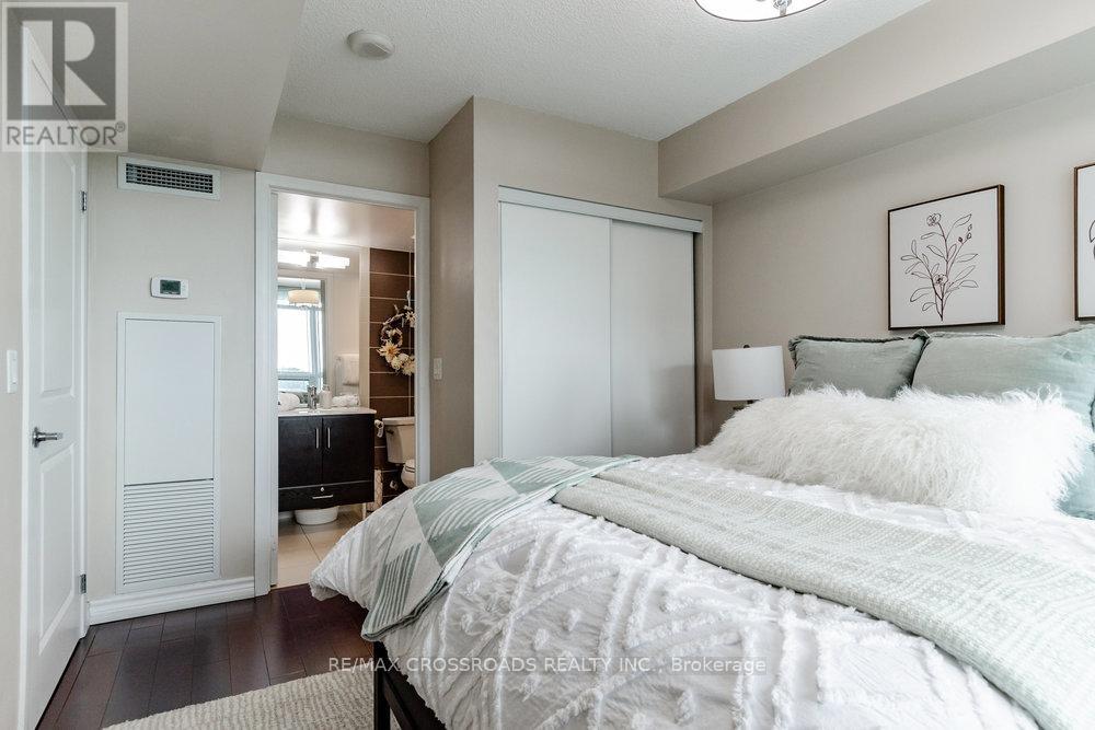 604 - 215 Sherway Gardens Road, Toronto, Ontario  M9C 0A4 - Photo 14 - W12776472