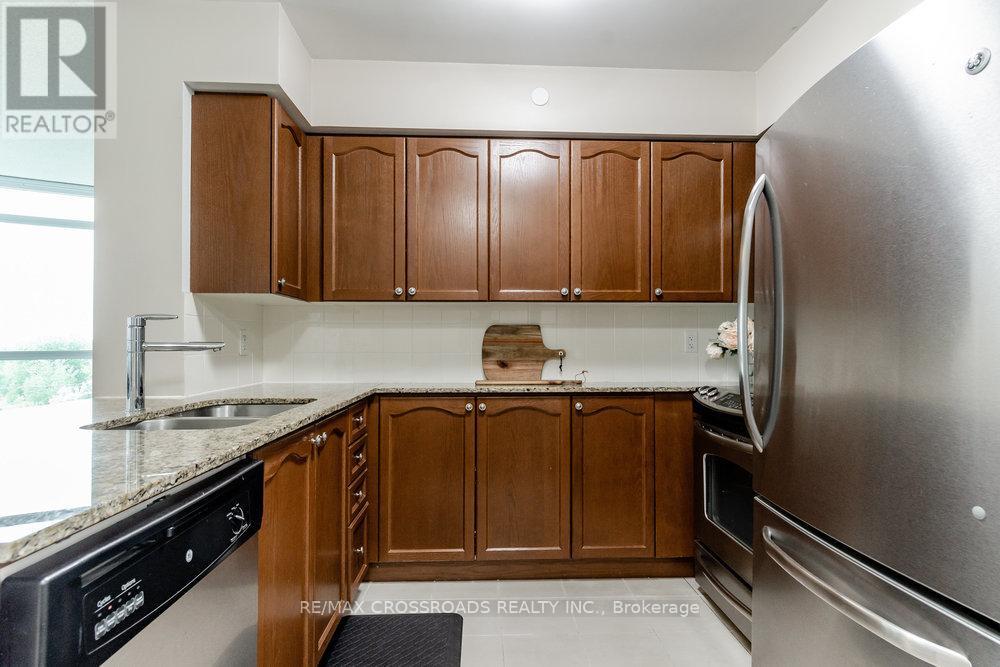 604 - 215 Sherway Gardens Road, Toronto, Ontario  M9C 0A4 - Photo 5 - W12776472