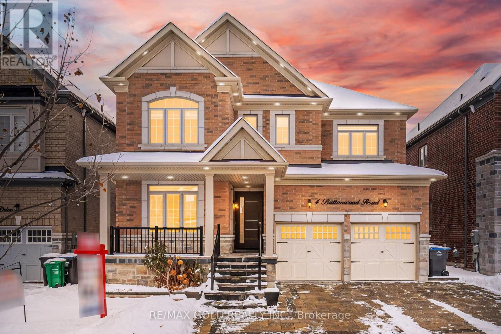4 BUTTONWOOD ROAD, Brampton, Ontario