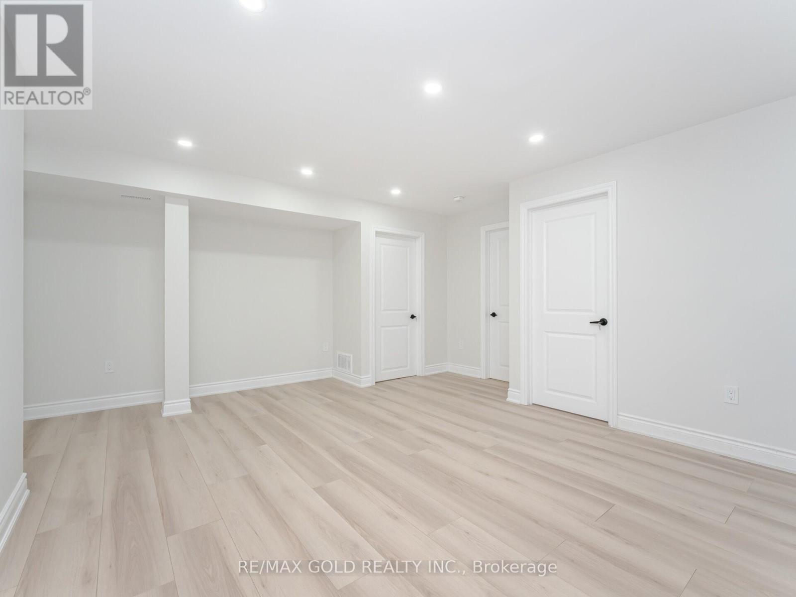 4 Buttonwood Road, Brampton, Ontario  L6P 4J9 - Photo 32 - W12776536