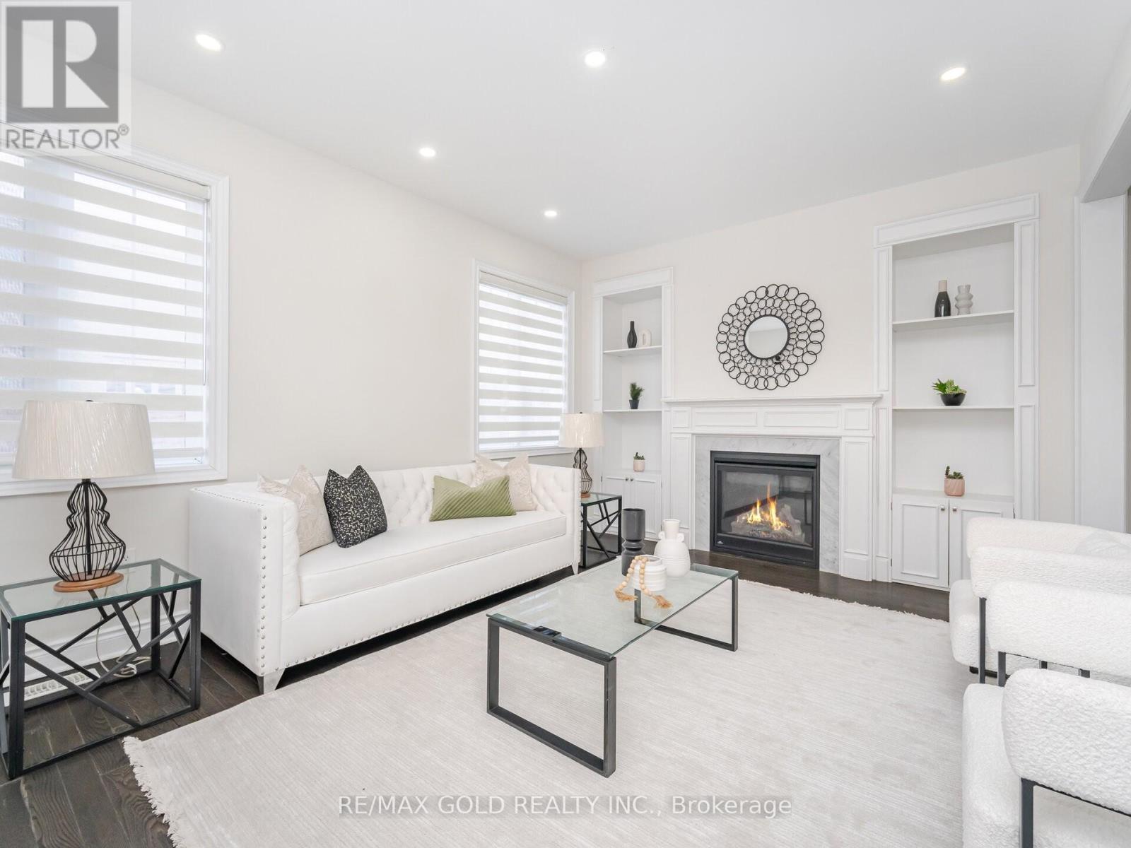 4 Buttonwood Road, Brampton, Ontario  L6P 4J9 - Photo 9 - W12776536