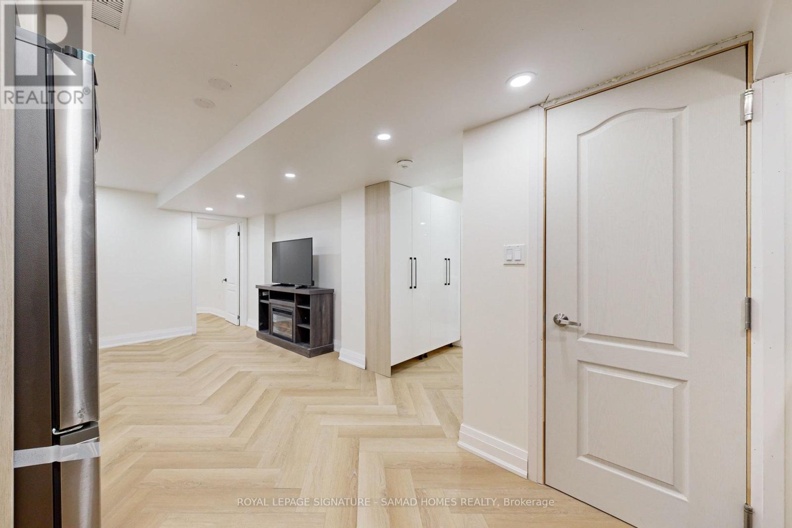 Bsmt - 1184 Cobban Road, Milton (De Dempsey), Ontario  L9T 5R8 - Photo 12 - W12776538