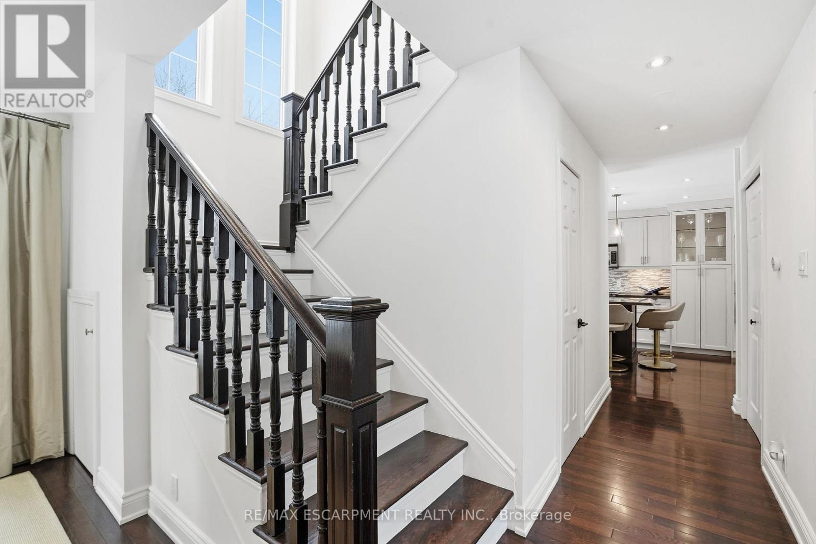 92 Wanita Road, Mississauga, Ontario  L5G 1B8 - Photo 21 - W12776580