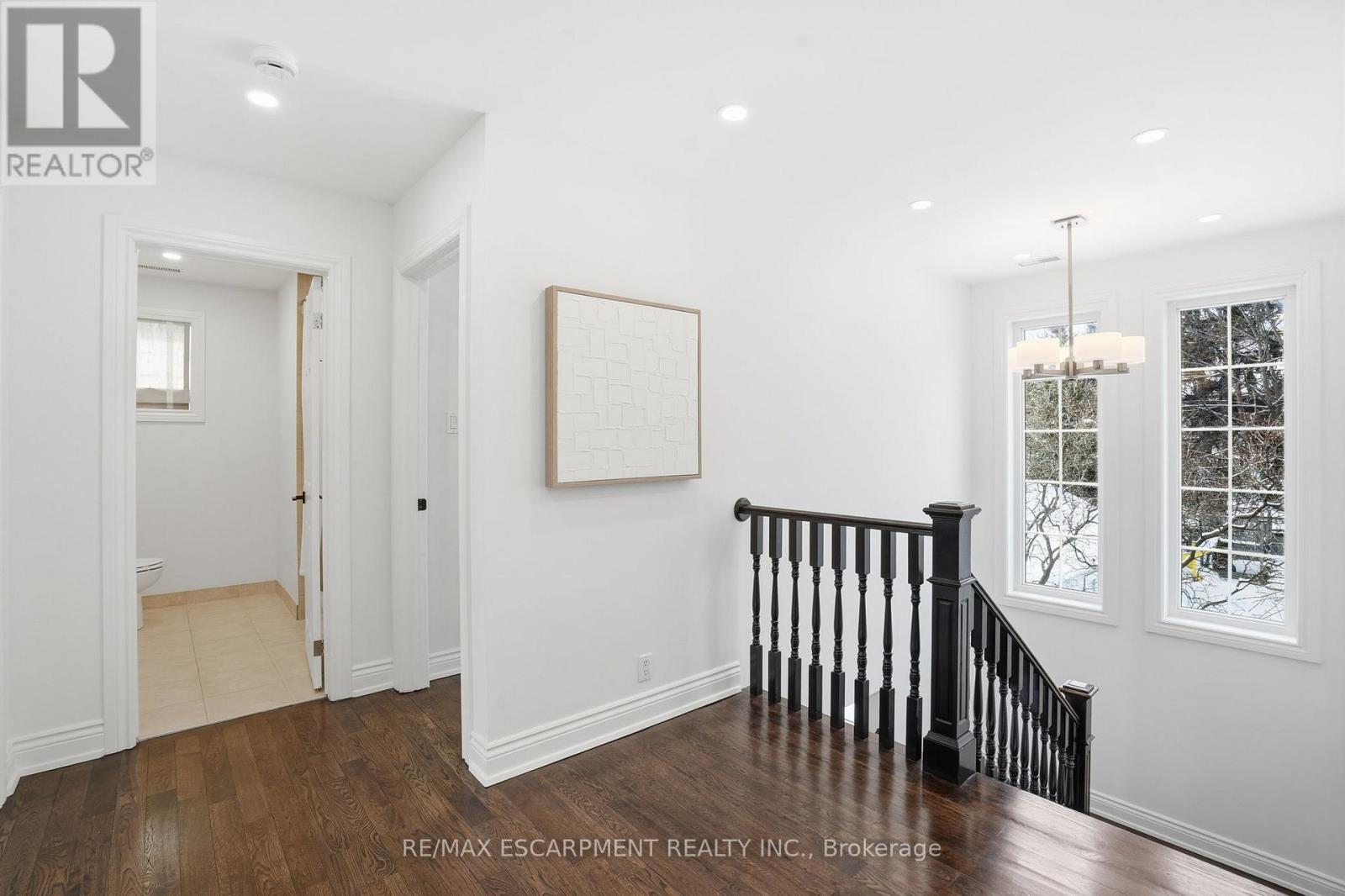 92 Wanita Road, Mississauga, Ontario  L5G 1B8 - Photo 23 - W12776580