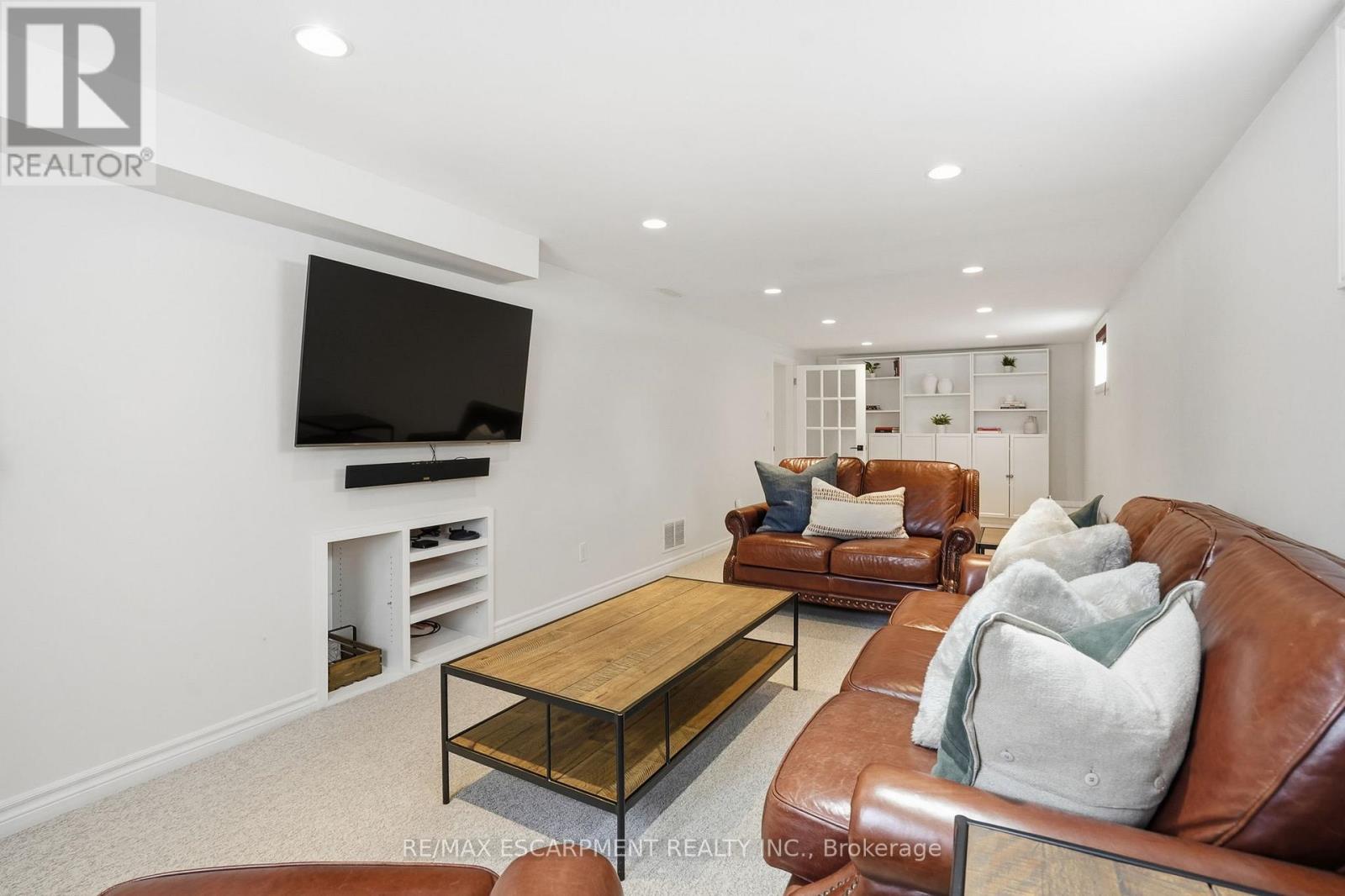 92 Wanita Road, Mississauga, Ontario  L5G 1B8 - Photo 37 - W12776580