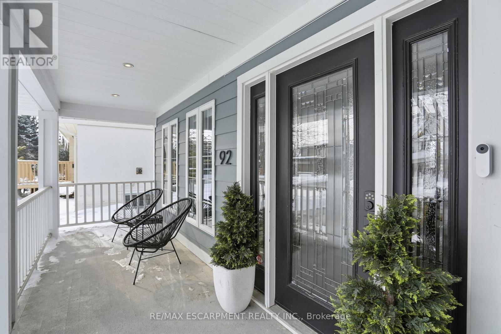 92 Wanita Road, Mississauga, Ontario  L5G 1B8 - Photo 4 - W12776580