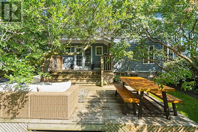 92 Wanita Road, Mississauga, Ontario  L5G 1B8 - Photo 46 - W12776580