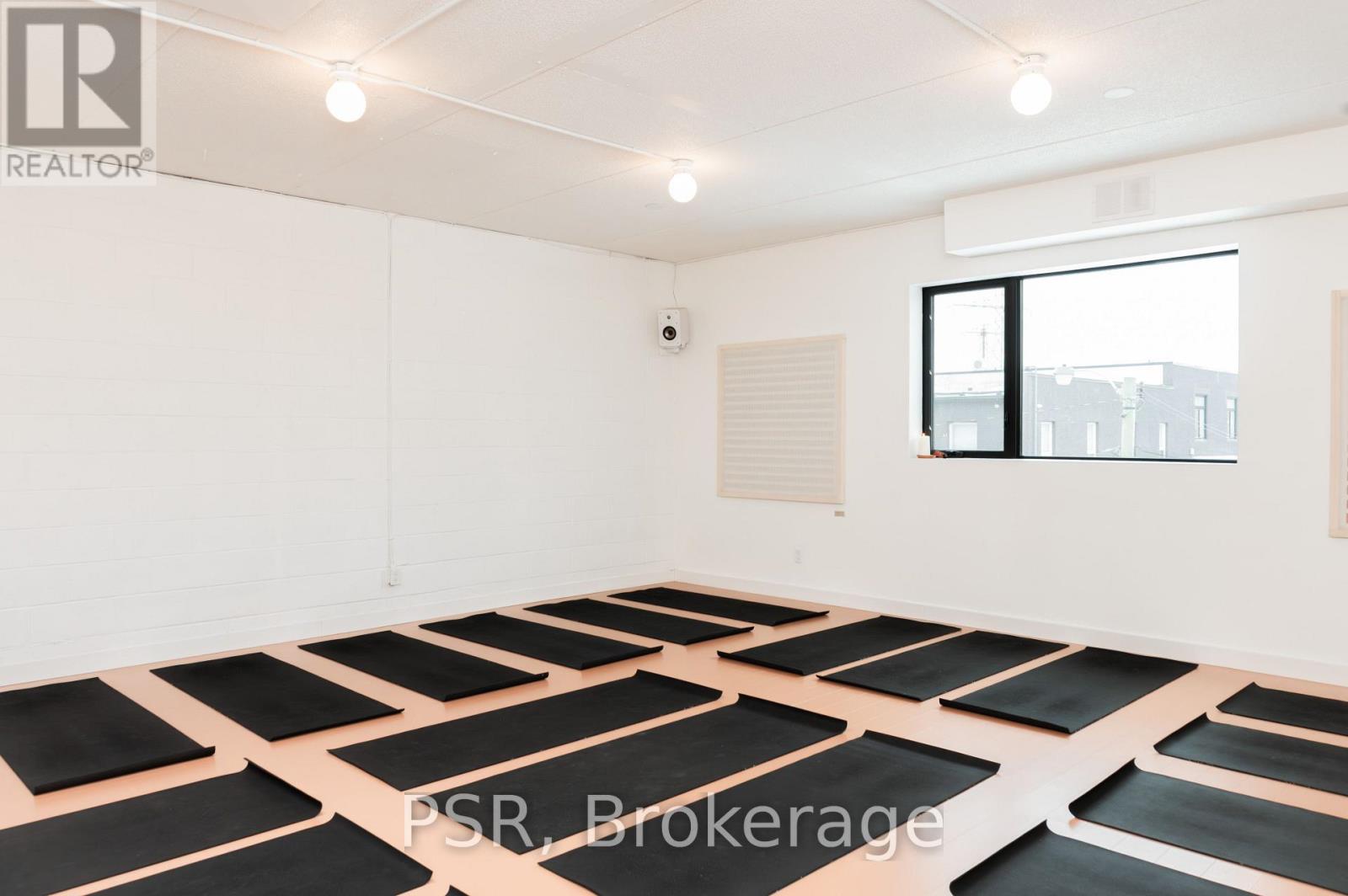 1907 - 10 Graphophone Grove, Toronto, Ontario  M6H 0E5 - Photo 23 - W12776586