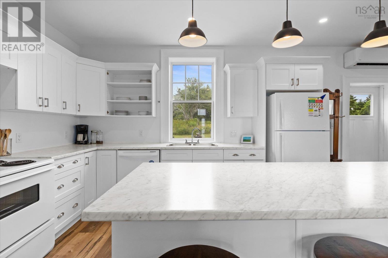 1487 Sandy Point Road, Sandy Point, Nova Scotia  B0T 1W0 - Photo 8 - 202517659