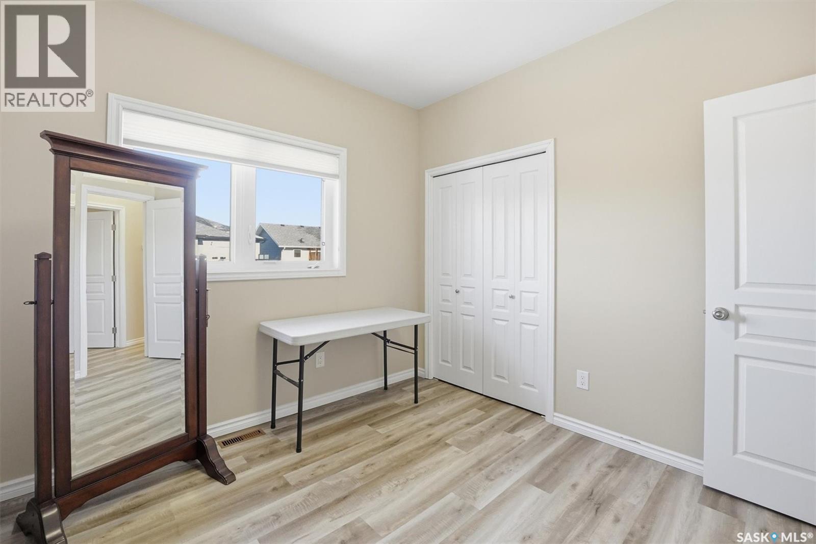 404 Lyle Crescent, Warman, Saskatchewan  S0K 4S1 - Photo 21 - SK028231