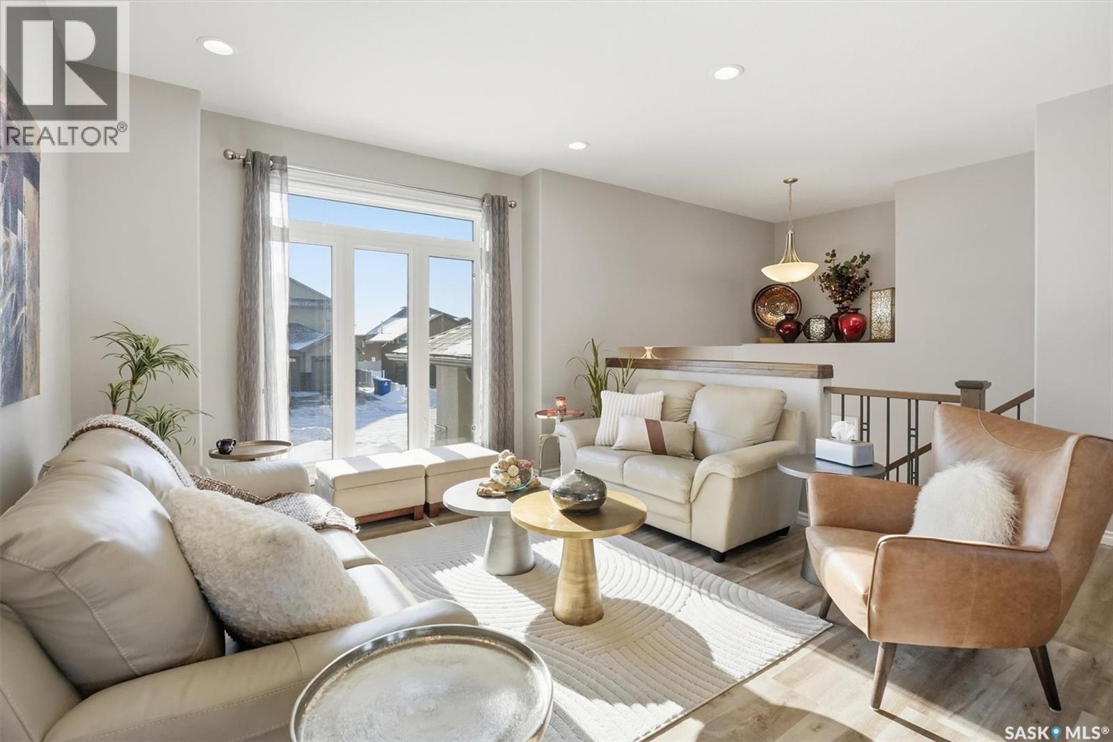 404 Lyle Crescent, Warman, Saskatchewan  S0K 4S1 - Photo 5 - SK028231