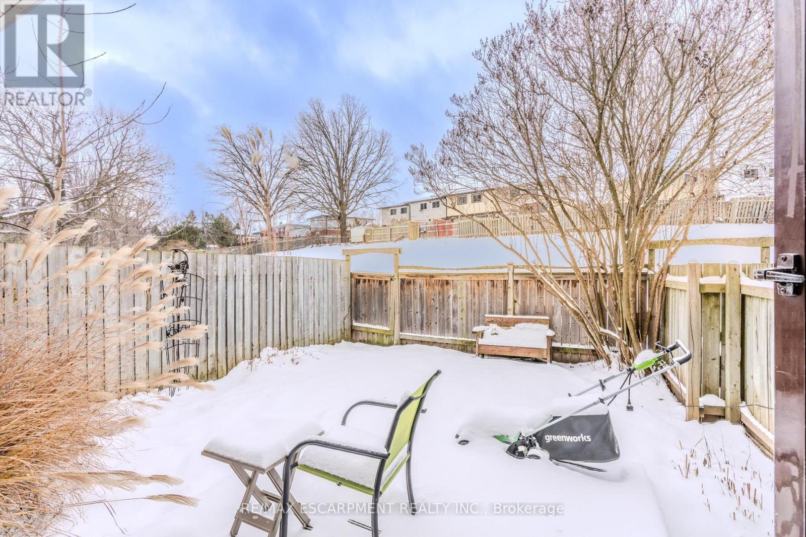 9 - 523 Parkview Crescent, Cambridge, Ontario  N3H 4Z9 - Photo 35 - X12776512