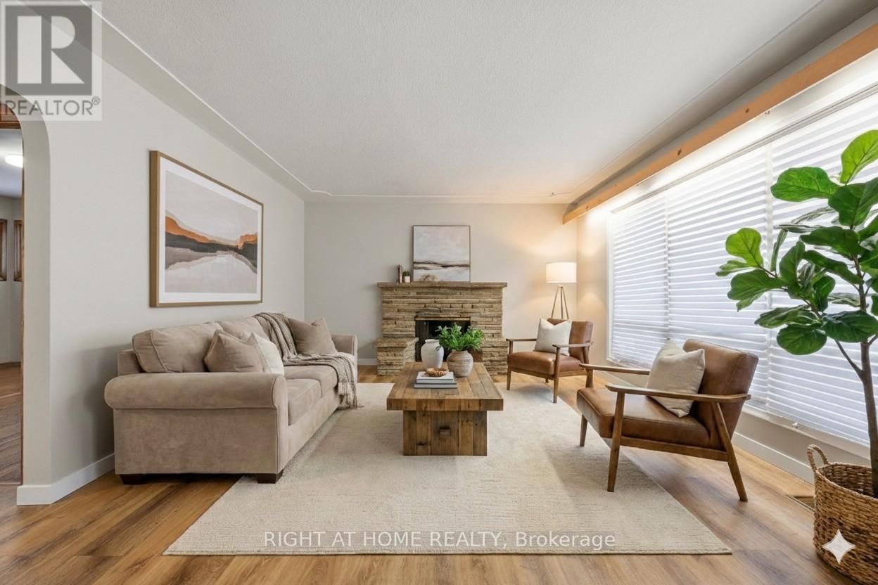 241 East Street S, Sarnia, Ontario  N7T 3R8 - Photo 4 - X12776562