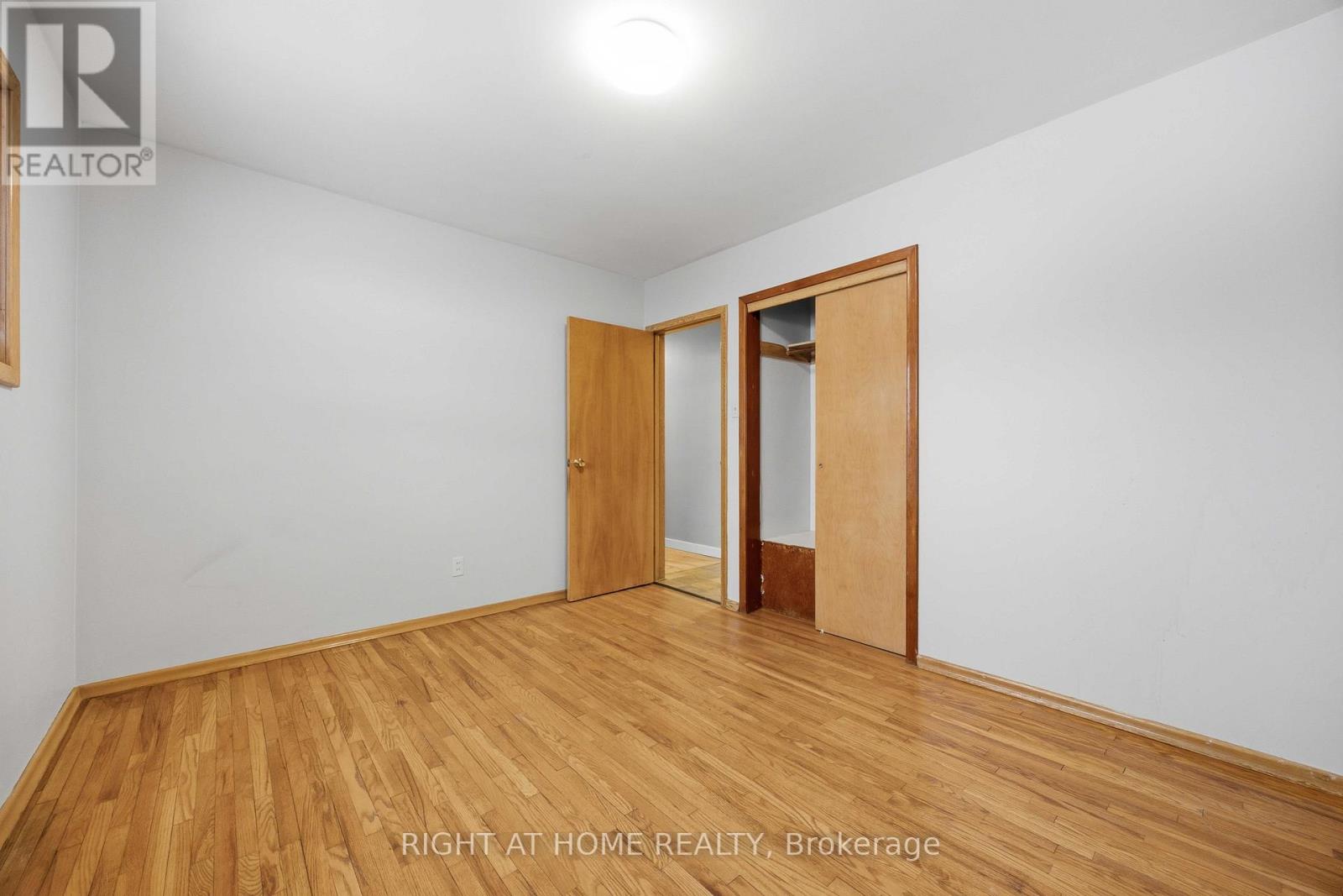 241 East Street S, Sarnia, Ontario  N7T 3R8 - Photo 8 - X12776562