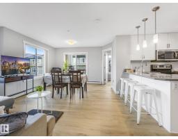 #201 3670 139 AV NW, Edmonton, Alberta