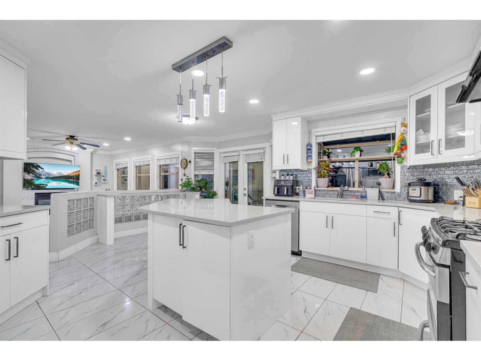 15656 92a Avenue, Surrey, British Columbia  V4N 3B1 - Photo 18 - R3087986