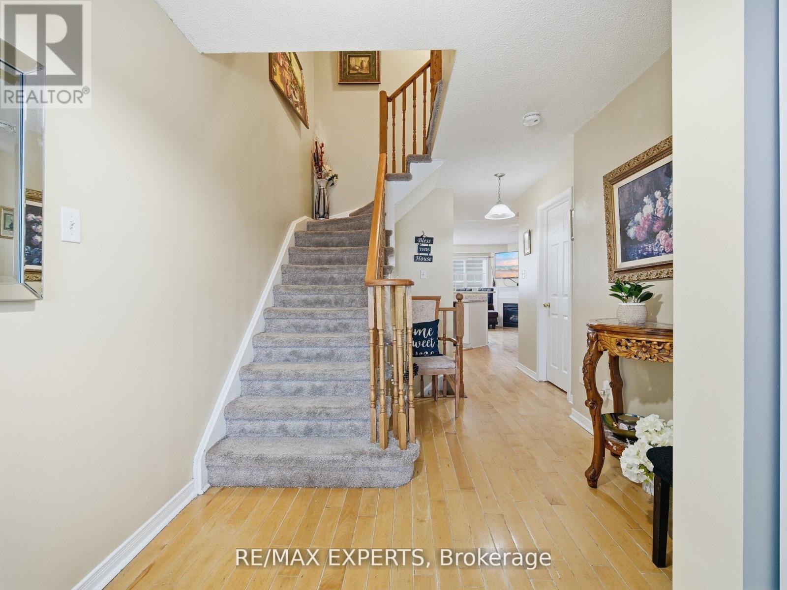 70 Twin Pines Crescent, Brampton, Ontario  L7A 1M8 - Photo 12 - W12750848