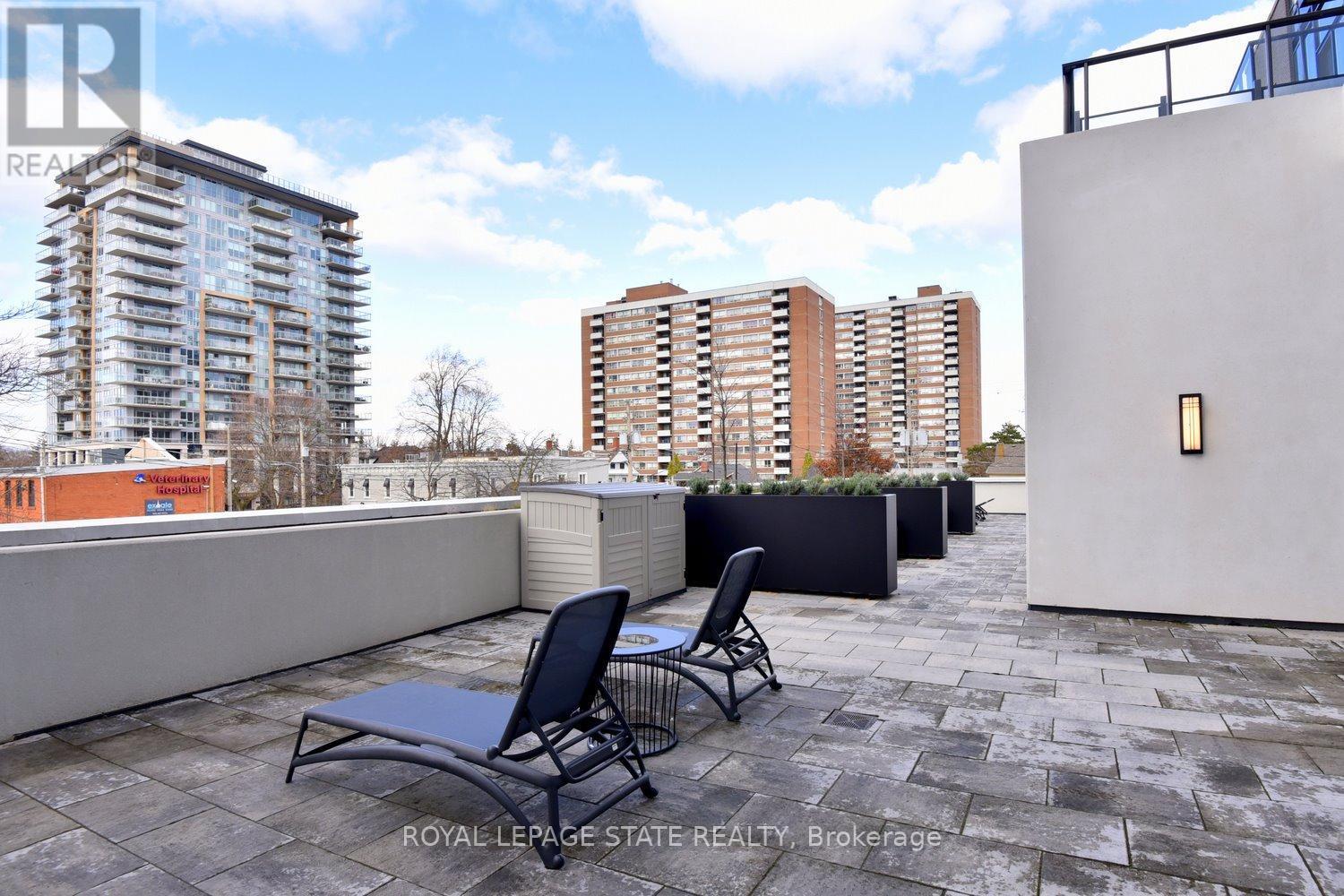 1301 - 2007 James Street, Burlington, Ontario  L7R 0G7 - Photo 45 - W12773916