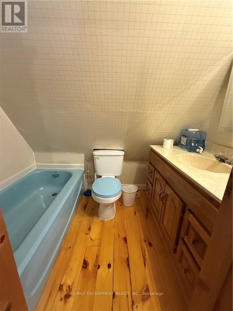 2069 Lakeshore Road, Haldimand, Ontario  N1A 2W8 - Photo 13 - X12576344