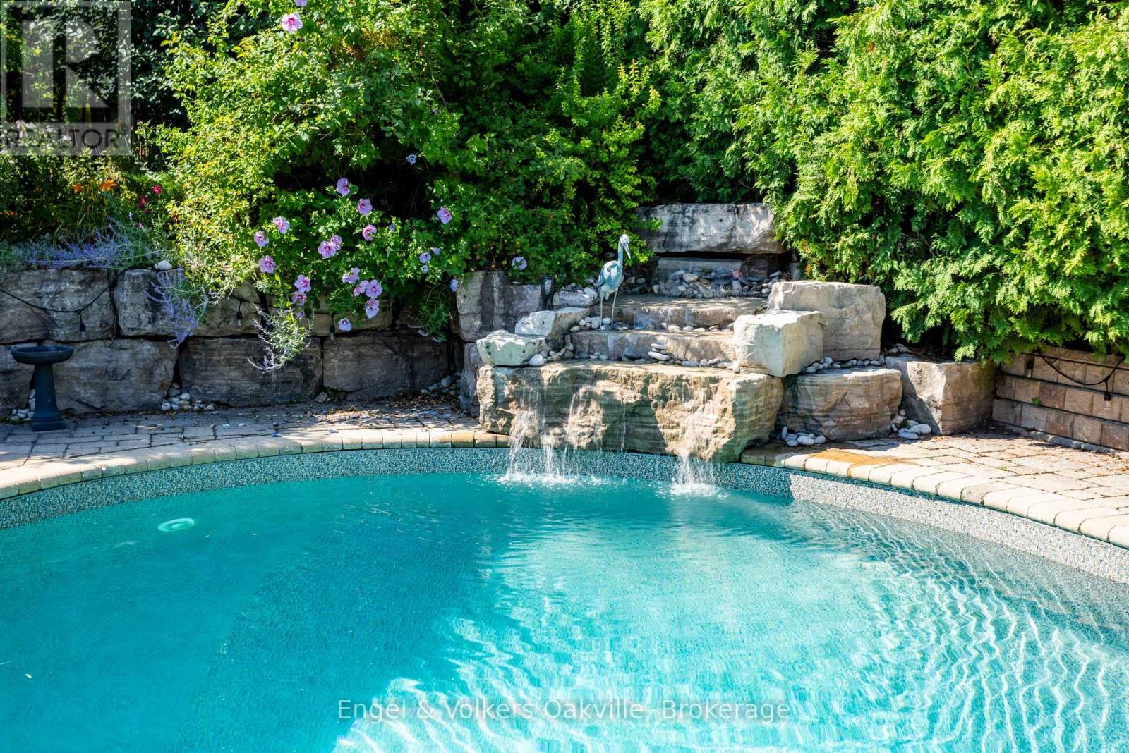 1181 Grange Road, Oakville, Ontario  L6H 1P8 - Photo 37 - W12776672