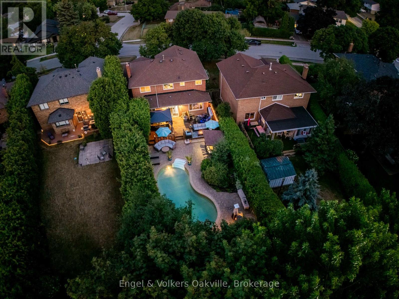 1181 Grange Road, Oakville, Ontario  L6H 1P8 - Photo 45 - W12776672