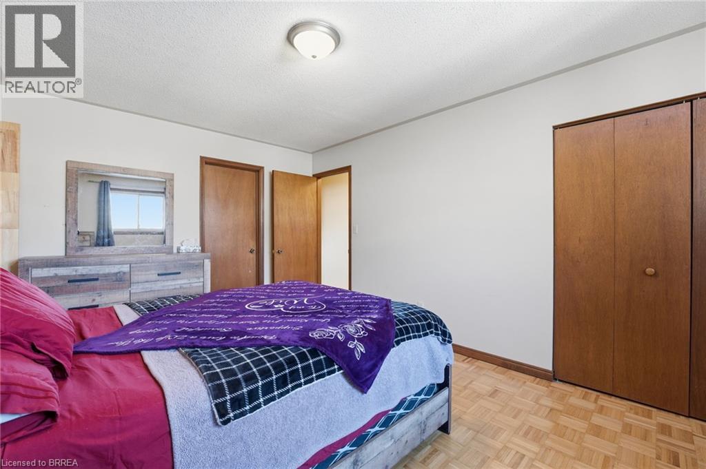 194 Banbury Road, Brantford, Ontario  N3P 1C6 - Photo 14 - 40803452