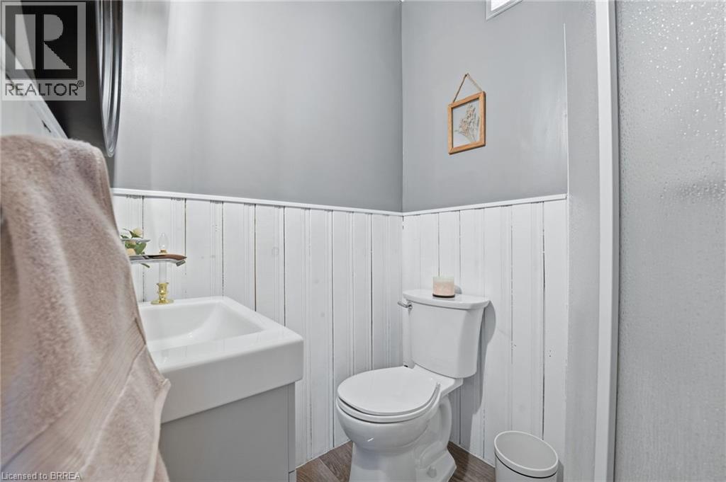 187 Sydenham Street, Brantford, Ontario  N3R 3Z5 - Photo 17 - 40803706