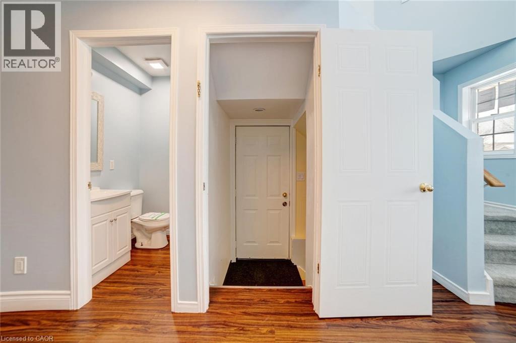 224 Pineland Court, Waterloo, Ontario  N2T 2S3 - Photo 34 - 40804313