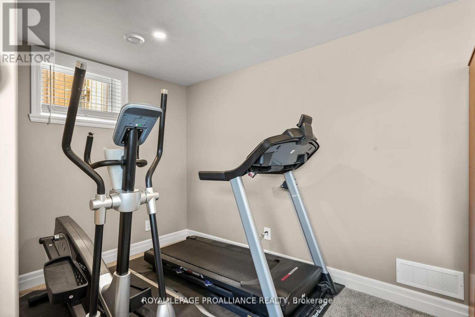 25 Cedar Park Crescent, Quinte West, Ontario  K8V 0J1 - Photo 25 - X12776602