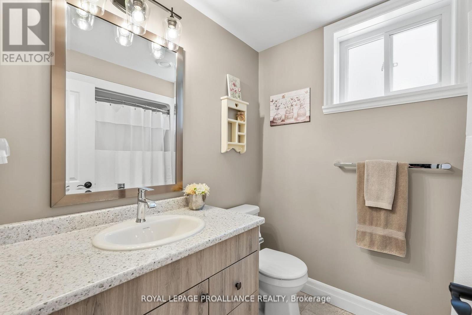 25 Cedar Park Crescent, Quinte West, Ontario  K8V 0J1 - Photo 26 - X12776602