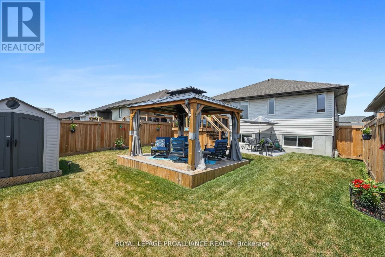 25 Cedar Park Crescent, Quinte West, Ontario  K8V 0J1 - Photo 32 - X12776602