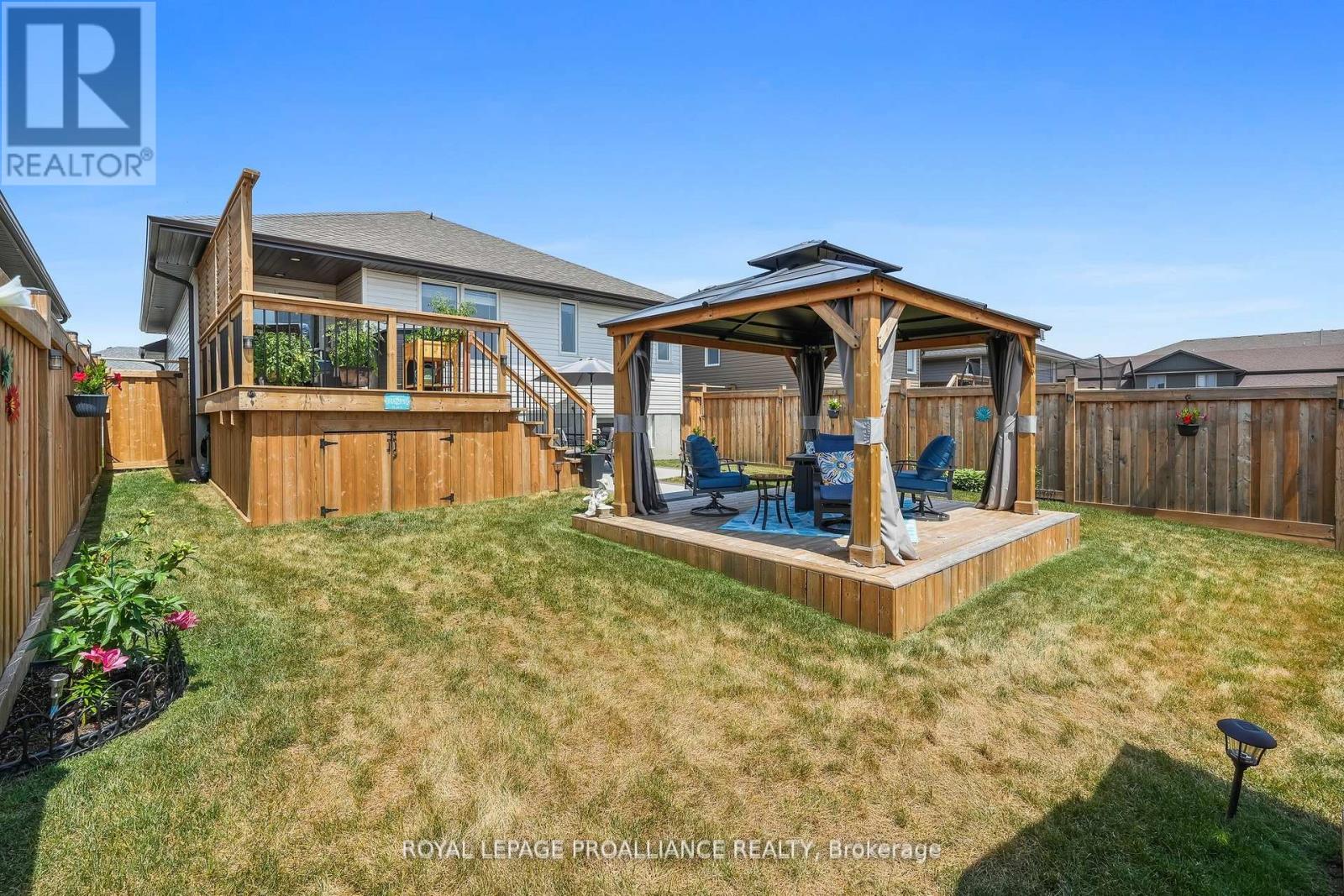 25 Cedar Park Crescent, Quinte West, Ontario  K8V 0J1 - Photo 34 - X12776602